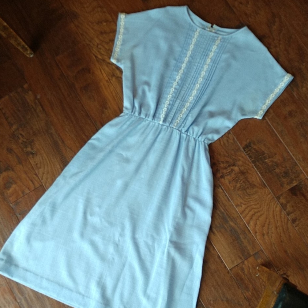 Vintage linen dress by Henry Lee